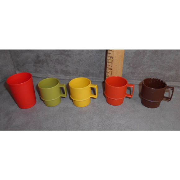 Tupperware Toys TupperToys Mini Serve-It Cup, Mugs & Bowls Pretend Kitchen - Picture 5 of 10